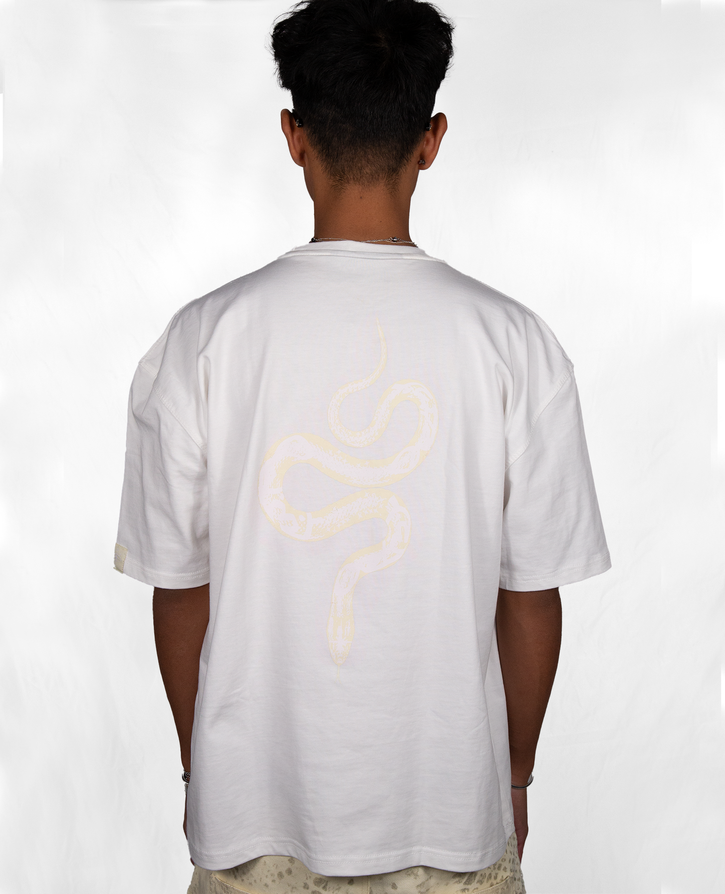 CREAM SNAKE TEE
