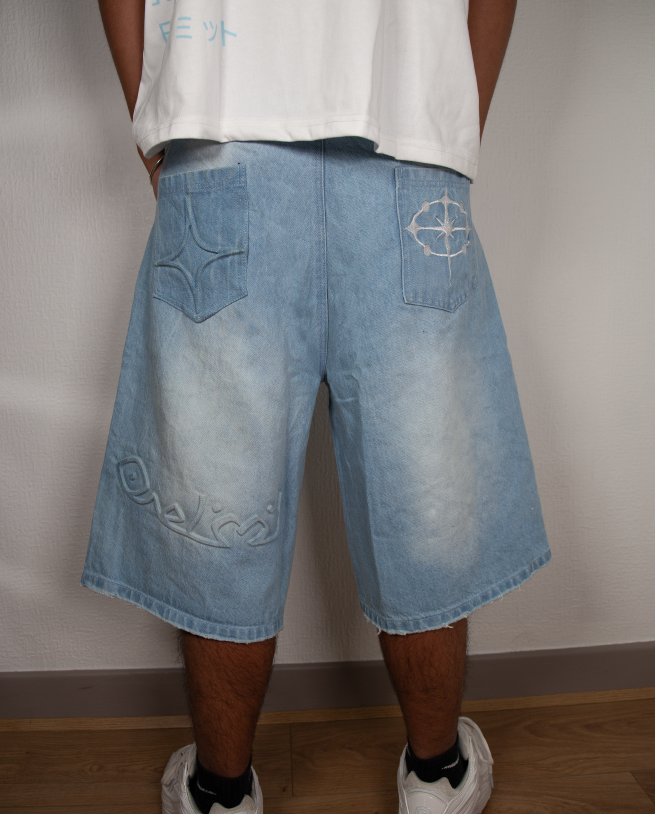BLUE WASHED NOVA JORT