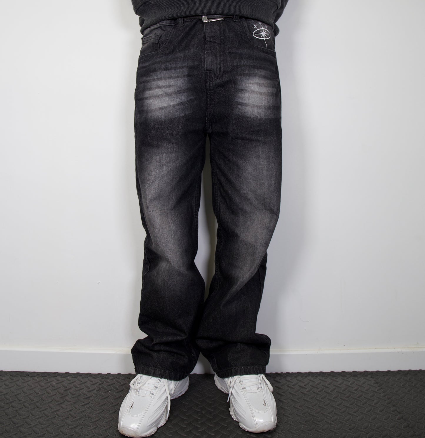 ASTRAL BAGGY JEAN | BLACK WASHED