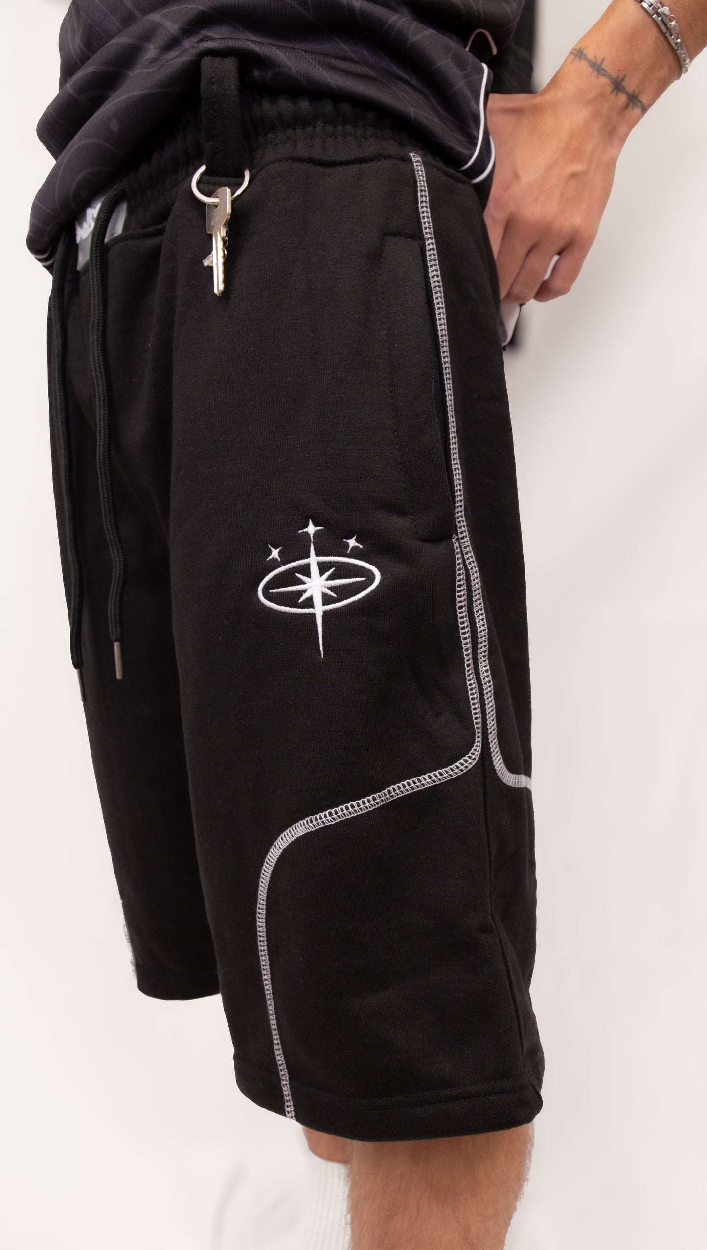 BLACK STARFALL SHORT