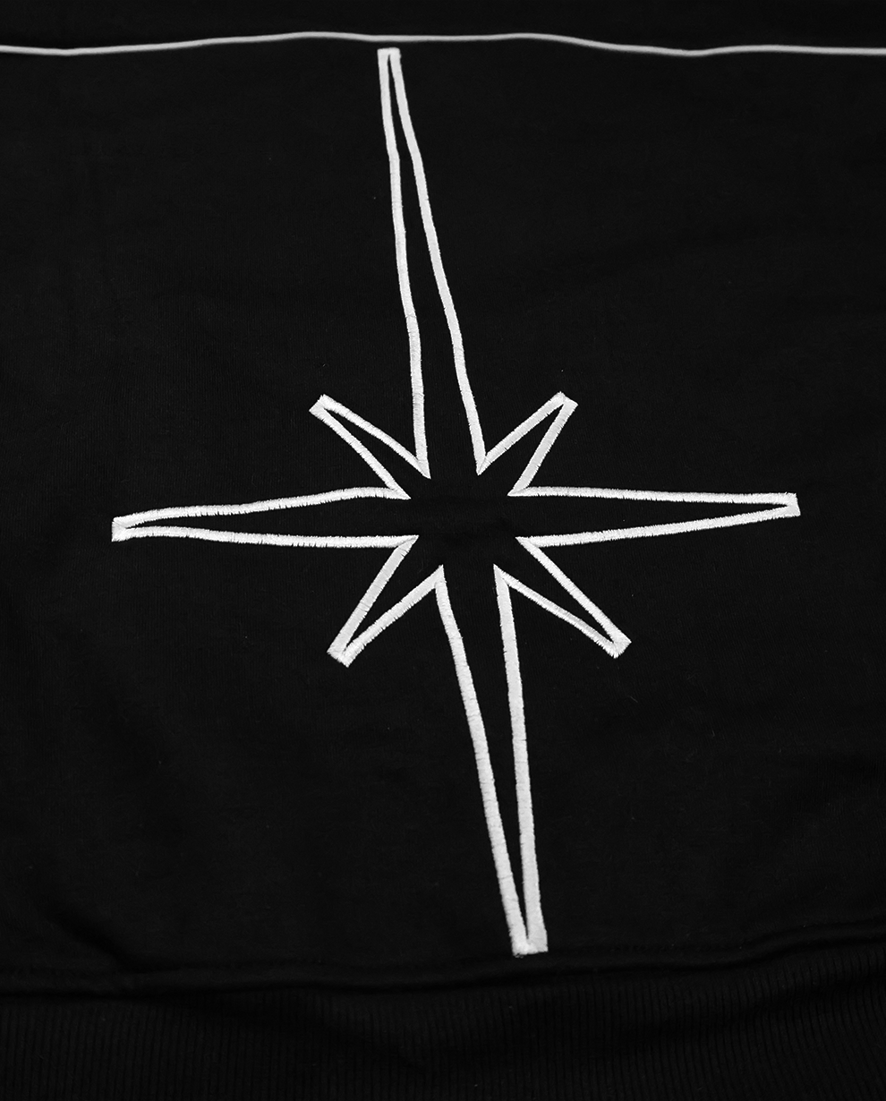 SUDADERA CON CAPUCHA SIDERA NEGRA