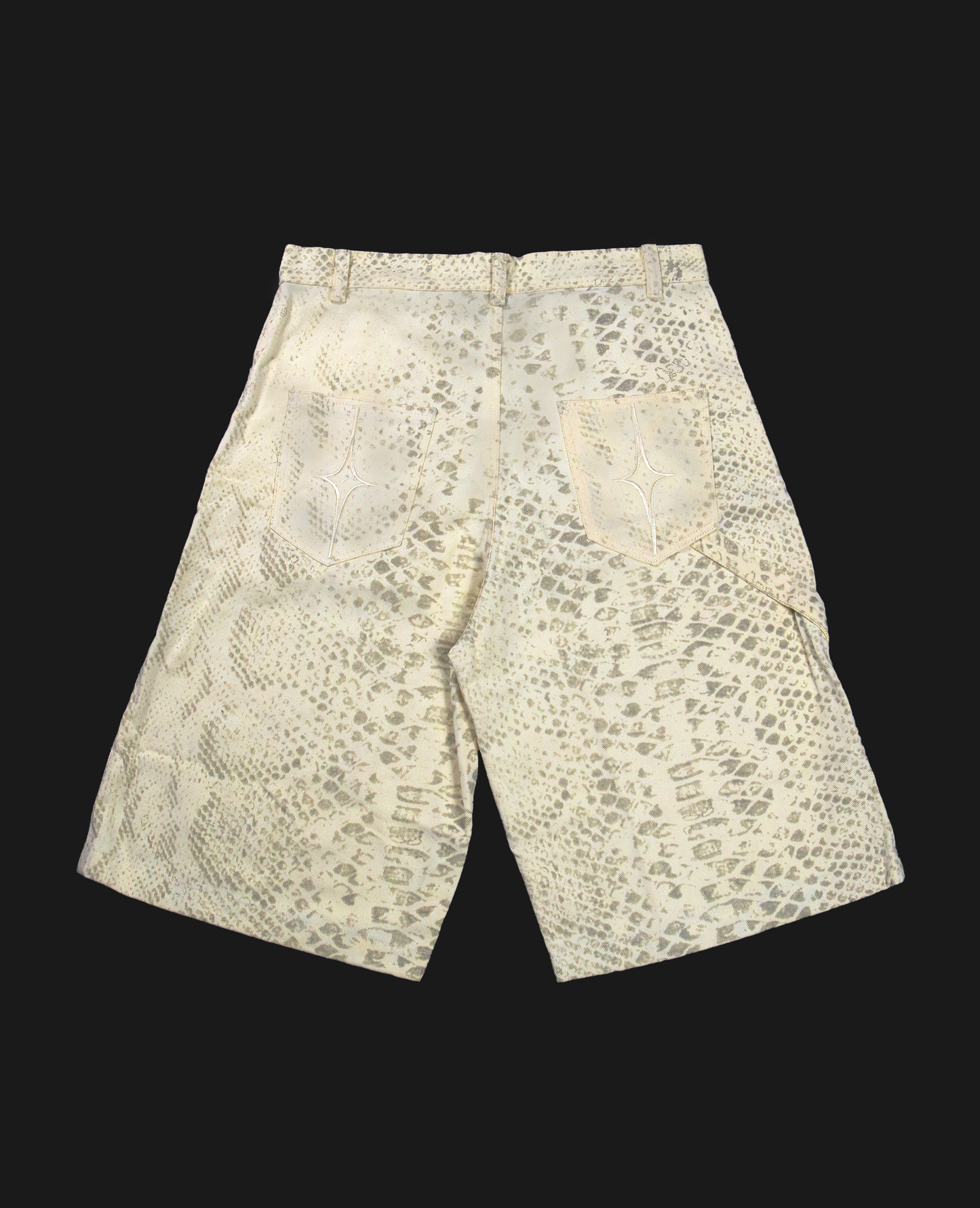 CREAM SNAKE JORT