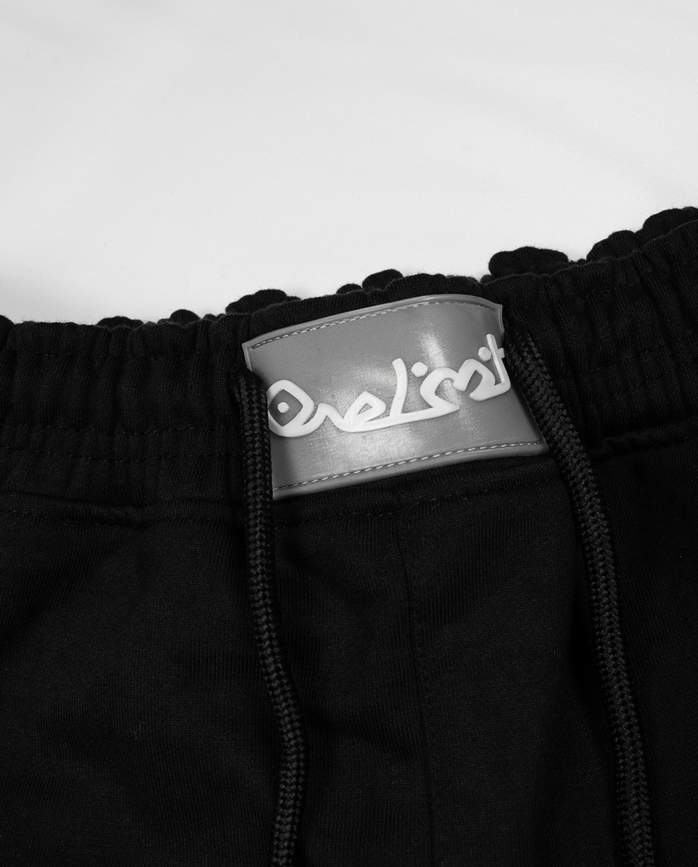 BLACK STARFALL SHORT